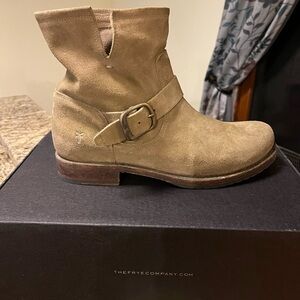 Frye ankle boots, Sage Suede